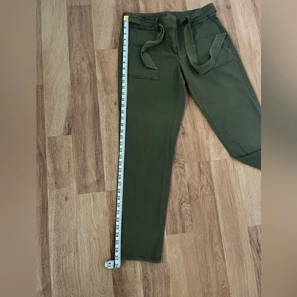 Ann Taylor Loft Cargo Tie-Belt in Army Green in Size 6 - Picture 6 of 7
